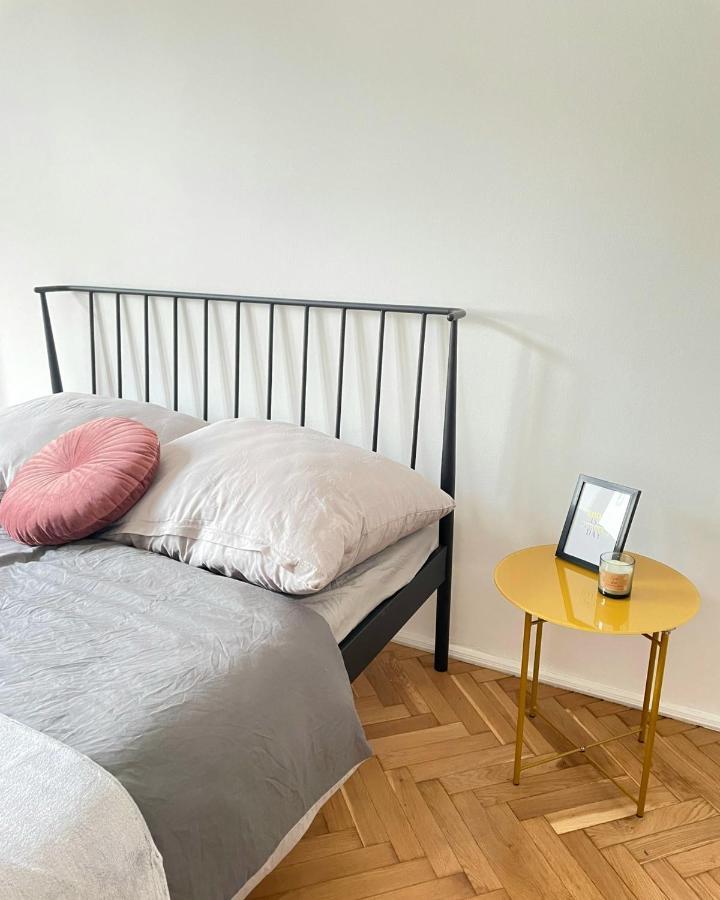 Big And Cozy Bedroom In كراكوفيا المظهر الخارجي الصورة