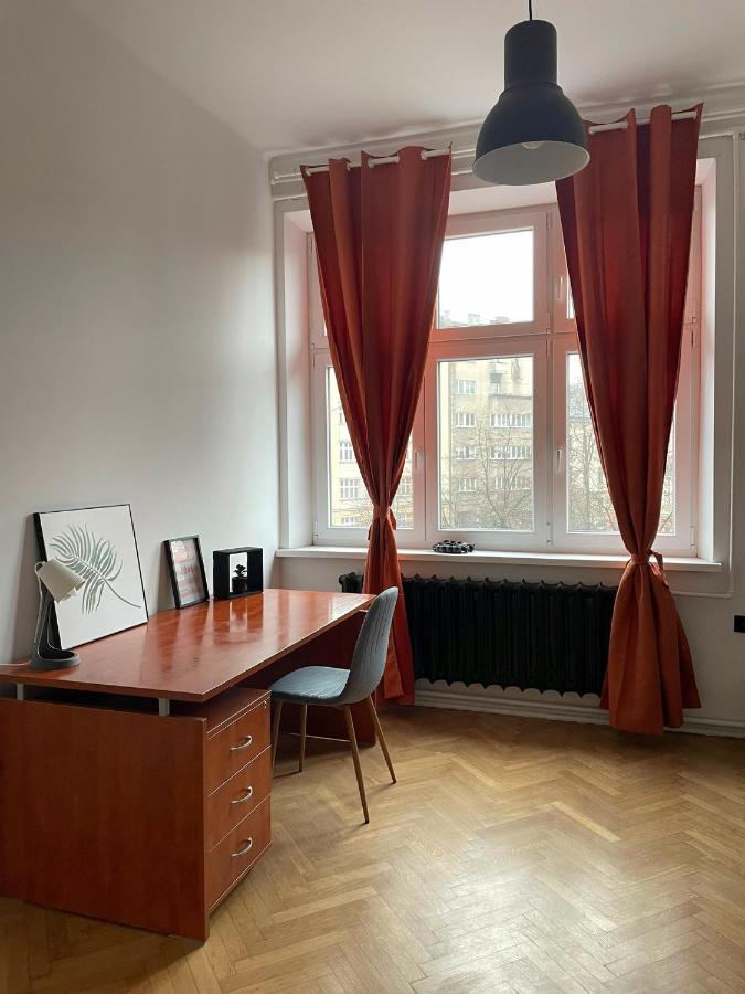 Big And Cozy Bedroom In كراكوفيا المظهر الخارجي الصورة